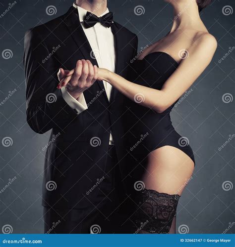 Couples Sensuels Image Stock Image Du Dame Bien Sain
