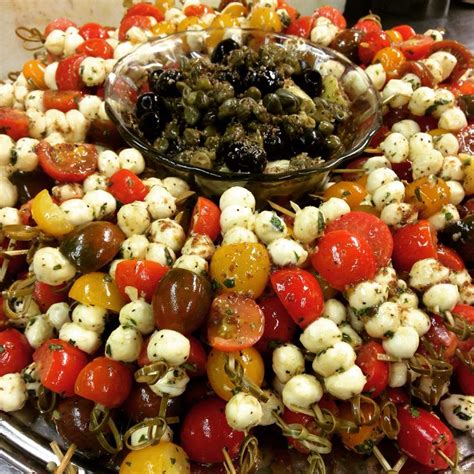 You just cannot think of a christmas gathering without appetisers. 17 Best images about Heavy Hors d'Oeuvres Menu - Californos Westport on Pinterest | Tomato ...