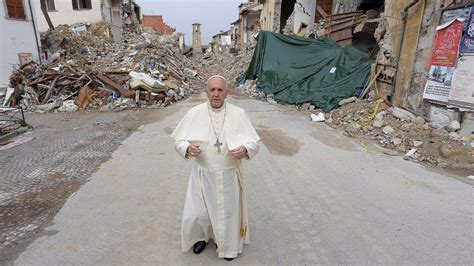 Pope Francis Makes Surprise Visit To Quake Stricken Italian Town Itv News