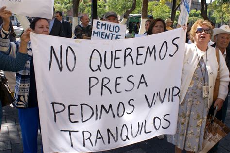 El presidente de colombia, iván duque, presentó una propuesta de reforma fiscal que contempla aumentar el iva en algunos productos. Proyectos hidráulicos violan derechos y la ley, denuncian ...
