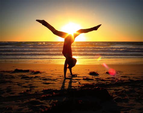 Yoga On The Beach Girl Handstand Sunset Yoga Not Yoda Pinterest