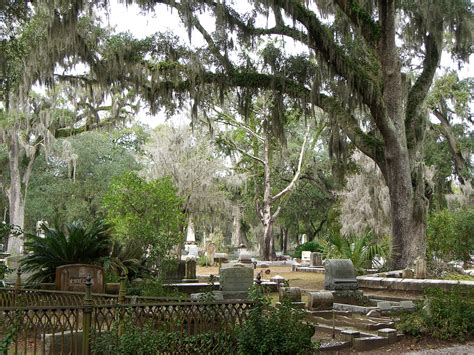 If the stones of bonaventure cemetery could talk, they would narrate some of savannah's most dramatic stories. Bonaventure Cemetery