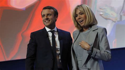 The president's bodyguards quickly intervened and two people were arrested, bfm tv and. Brigitte Macron: Die Ehefrau von Präsident Emmanuel Macron ...