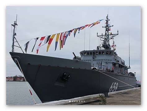 Russian Navy Commissions New Alexandrite Class Minesweeper Naval Post