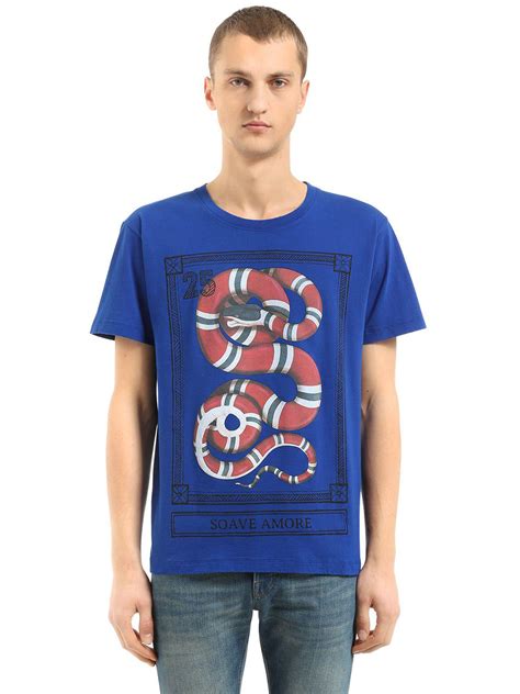 Shop printed and embroidered styles. Lyst - Gucci Snake Printed Cotton Jersey T-shirt in Blue ...