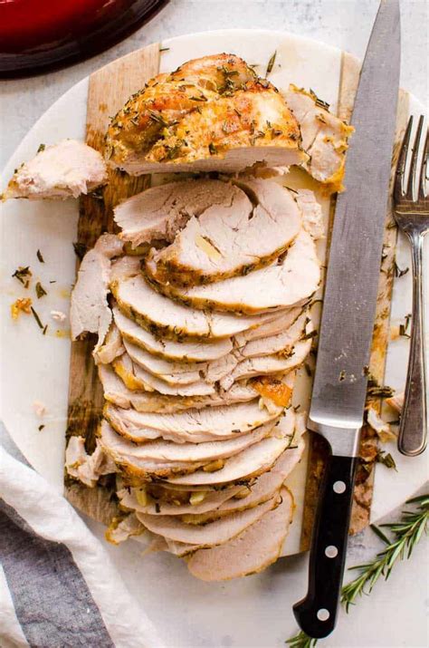 Please note that the roasting time given in the recipe below is just an approximate as it depends on the size of the turkey and the temperature of your oven. Pin on Dinner