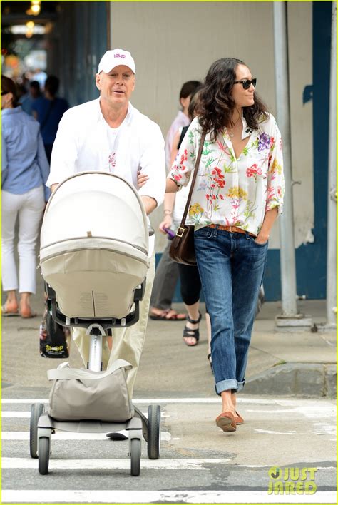 Bruce Willis And Emma Heming Shopping With Baby Mabel Photo 2707187