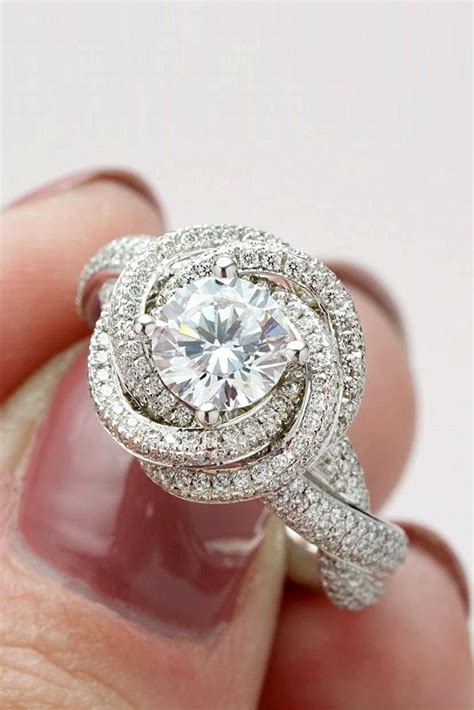 27 Unique Engagement Rings That Will Make Her Happy Oh So Perfect
