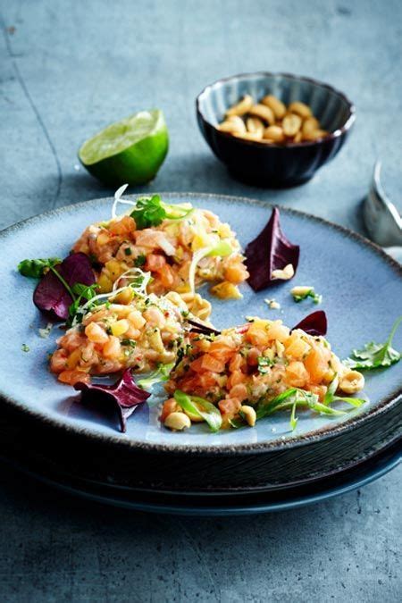 Tatar ist eine beliebte Vorspeise Hier wird der Klassiker mit Lachs