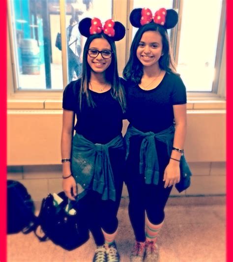10 Attractive Twin Day Ideas For Girls Spirit Week 2024