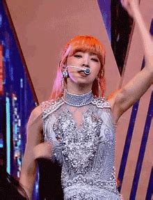 Everglow Girl Group Gif Everglow Girl Group Dancing Discover Share Gifs
