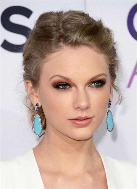 Taylor Swift Peoples Choice Awards Red Carpet Fashion Awards Taylor Swift Makeup