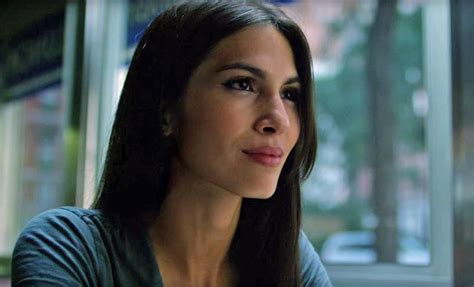 daredevil just dropped a trailer showing your new favorite character — deadly assassin elektra
