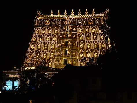 Sree Padmanabhaswamy Temple Gopuram From The East Entran Flickr
