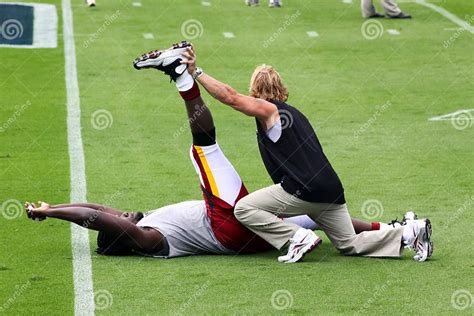 Nfl Pregame Stretching Editorial Photo Image Of Pigskin 12793541