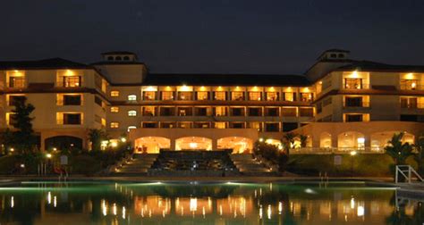 It is also located just neat the ayer keroh exit and save you so much time not travelling through bandaraya melaka that is well known for its abundance of traffic lights. Hotels | Resorts | Apartments in Melaka, Malaysia