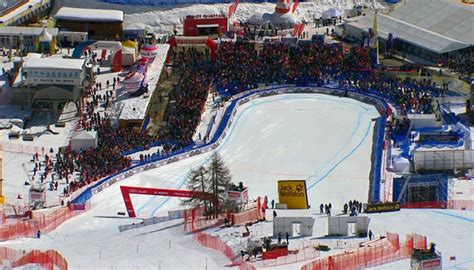 Sofia goggia (italien) +0,02 sek. LIVE: 1. Super-G der Damen in St. Moritz 2017 - Vorbericht ...