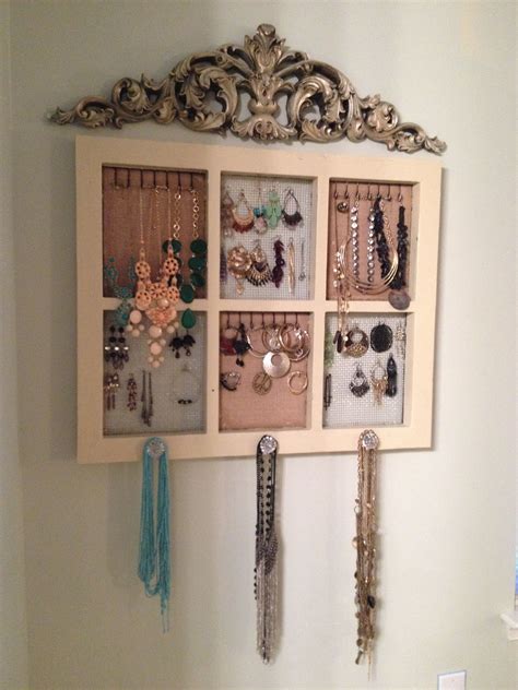 Did you scroll all this way to get facts about picture frame jewelry box? DIY jewelry holder | Diy jewelry holder frame, Diy jewelry ...