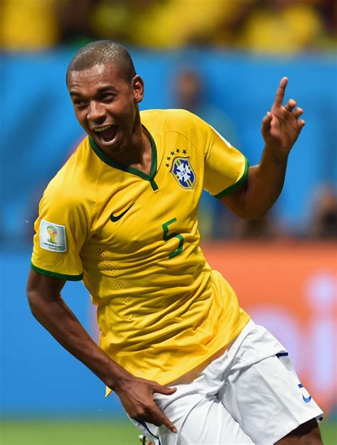 Pep guardiola expects brazil midfielder fernandinho to sign a new contract with. Fernandinho (Brazil) - World Cup 2014: 20 Most Popular ...