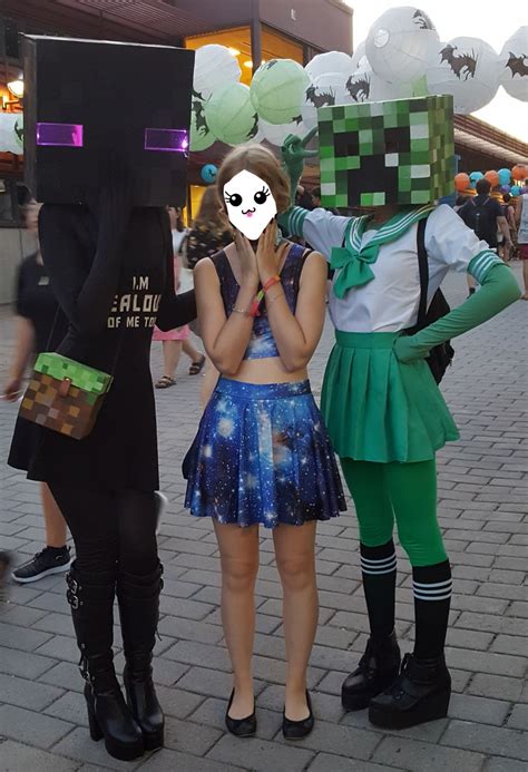 I Found A Enderwoman And A Creeper Girl By Televicat On Deviantart Cosplay Outfits Cosplay