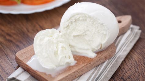 Check spelling or type a new query. Mozzarella di bufala: perché piace sempre di più e come ...