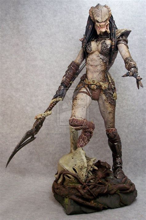 Female Predator With Spear By Mangrasshopper On Deviantart Predator Art Predator Alien Art