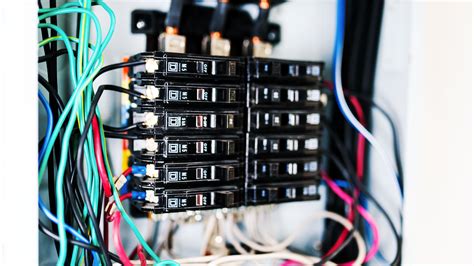 You may be a specialist that intends to look for references or fix or you are a student, or maybe even you that just would like to know about circuit breaker panel wiring diagram. 220 volt breaker wiring diagram - Wiring Diagram