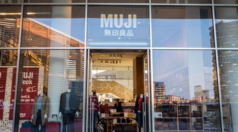 Find new and preloved muji items at up to 70% off retail prices. MUJI to open major stores at Robson Street and Metrotown in late 2017 | Daily Hive Vancouver