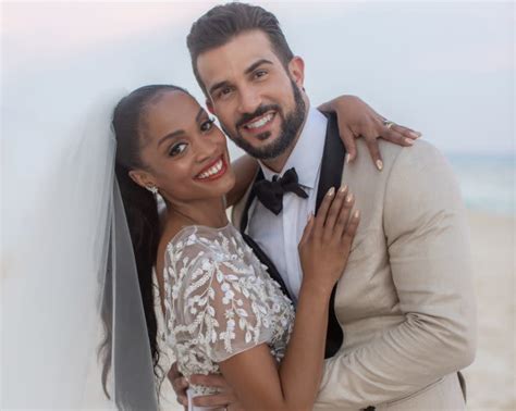 exclusive the bachelorette s rachel lindsay and bryan abasolo share their full wedding album