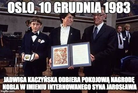 View jarosław kaczyński meme gif. Zdjęcia: Jarosław Kaczyński zatrzymał Anglię, przeszczepił ...