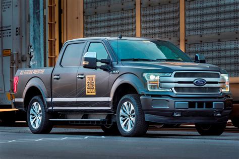 Ford Ceo Makes A Bold F 150 Lightning Prediction Carbuzz