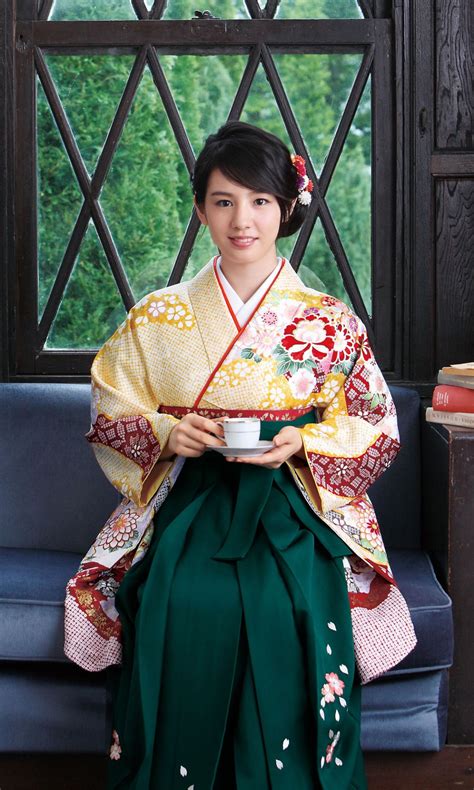 japanese magazine | Tumblr | Japanese traditional dress, Japanese kimono dress, Japanese dress