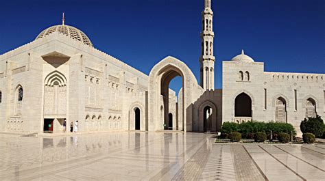 These Mosques In Oman Are An Architectural Wonder