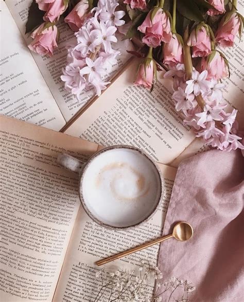 Coffee Time Pink Flowers En Book Coffee And Books Book Flowers