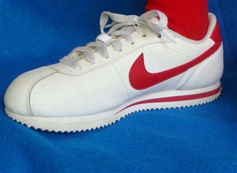 Retro Throwback Nike Leather Sneakers With Red Swoosh 70s