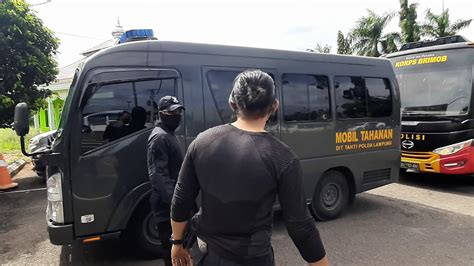 23 Terduga Teroris Dipindahkan Dari Polda Lampung Ke Mako Brimob Kelapa