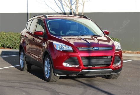 2015 ford escape s suv angular front. 2014 Ford Escape: Great Small SUV, Not-So-Great Gas Mileage