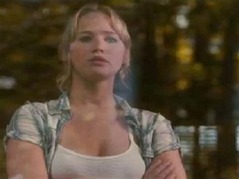 Jennifer Lawrence Stars In The House At The End Of The Street Trailer The Hollywood Gossip