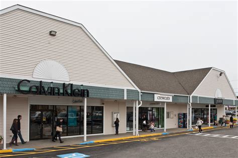 Kitchen collection (outlet/factory store) located in kittery, maine on address: Kittery Premium Outlets - Outlet mall in Maine. Location ...