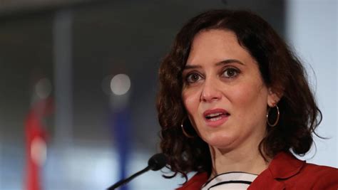 Isabel díaz ayuso, presidenta de la comunidad de madrid. Lluvia de críticas a la pareja de Isabel Díaz Ayuso por lo ...