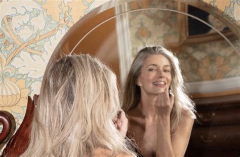 57 Year Old Paulina Porizkova Goes Viral After Posing Topless For New Year Page 3 Of 4