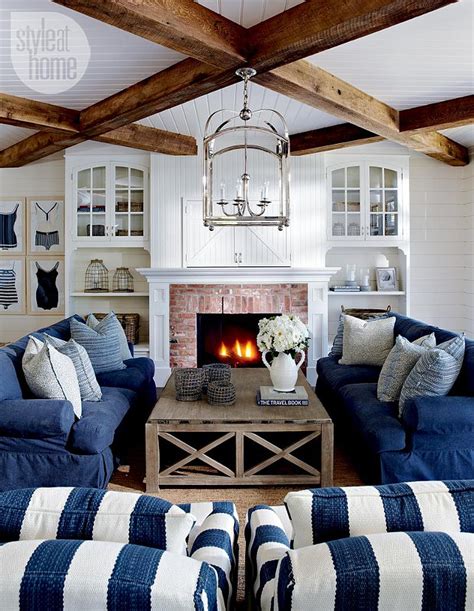 Lake Muskoka Cottage With Coastal Interiors Home Bunch Interior