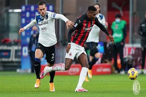 Everything you need to know about the serie a match between atalanta and milan (22 december 2019): AC Milan Kalah Telak Oleh Atalanta 3-0 Di Kandang Sendiri ...