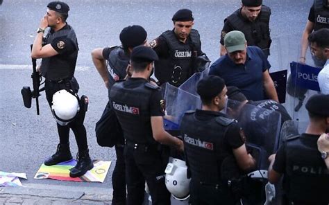 Over 200 Detained In Defiant Istanbul Pride March The Times Of Israel