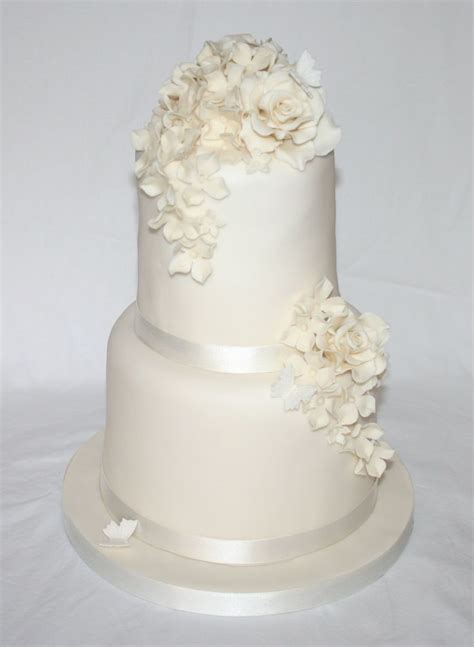 Simple Elegant Two Tier Wedding Cake Wedding Cakes By