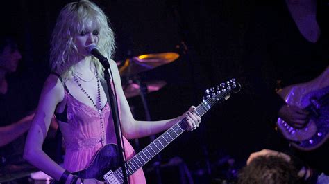 164999 4800x2700 Taylor Momsen Rare Gallery Hd Wallpapers