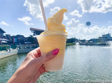 Review We Tried The New Pina Colada Dole Whip Float In Disney World