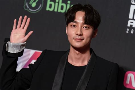 K Pop Singer Roy Kim Is Latest To Be Caught Up In Sex Scandal The