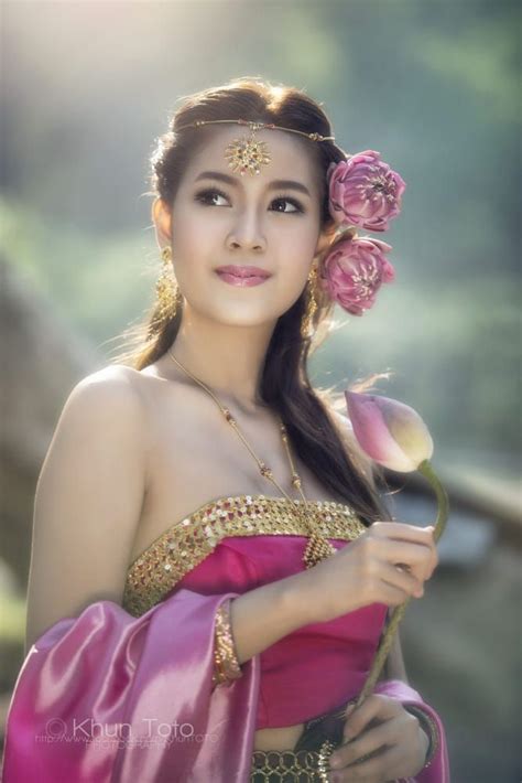 pin by steaven shwe on traditional wear beautiful thai women asian beauty girl beauty girl