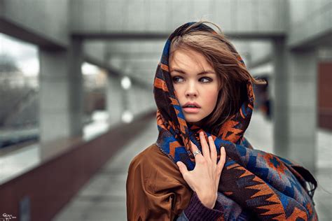 She Threw A Shawl Over Her Head Wallpapers And Images Wallpapers Pictures Photos